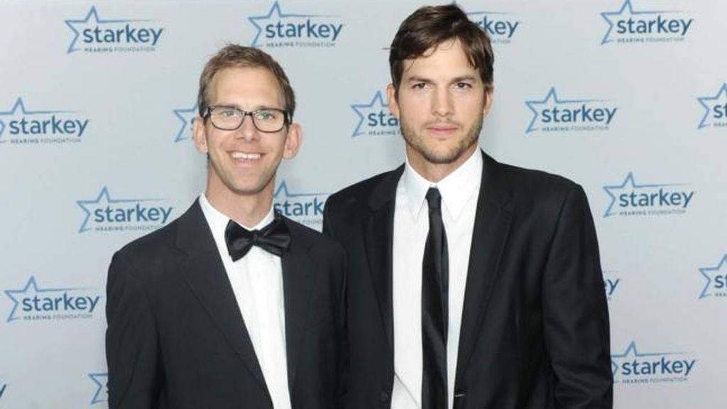 También, es el caso de Ashton Kutcher y su hermano mellizo Douglas.