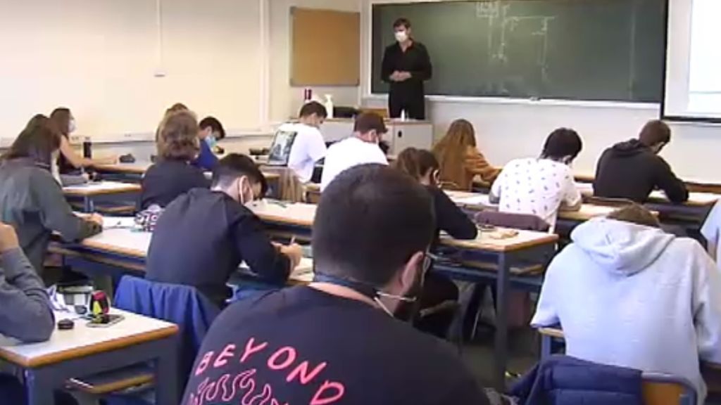 Nuevo decreto sobre los grados universitarios