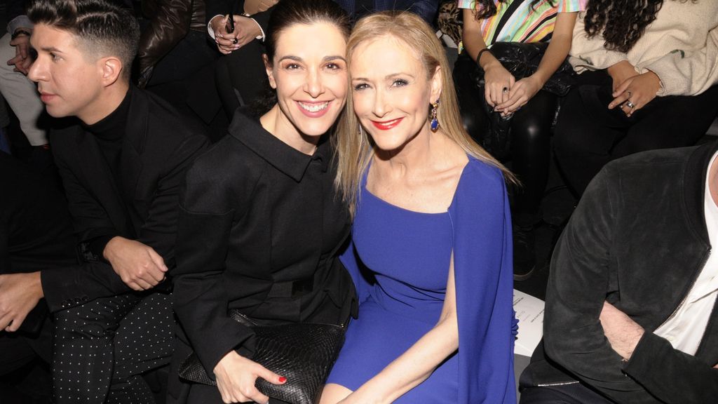 Raquel Sánchez Silva y Cristina Cifuentes en el front row de Juanjo Oliva
