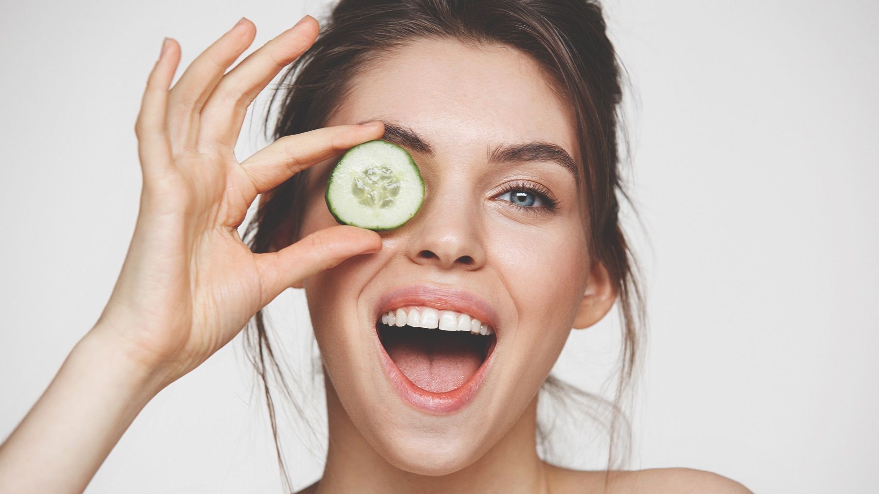 Cómo acabar con las bolsas y las ojeras. Cómo acabar con las bolsas y las ojeras.