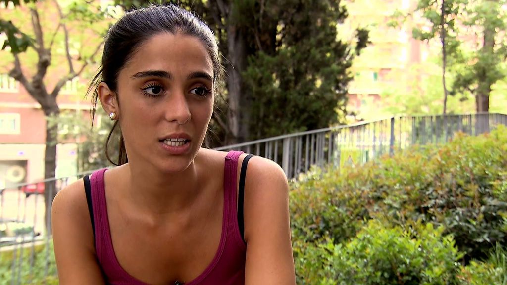 El primer beso de Claudia Martínez en 'MyH'