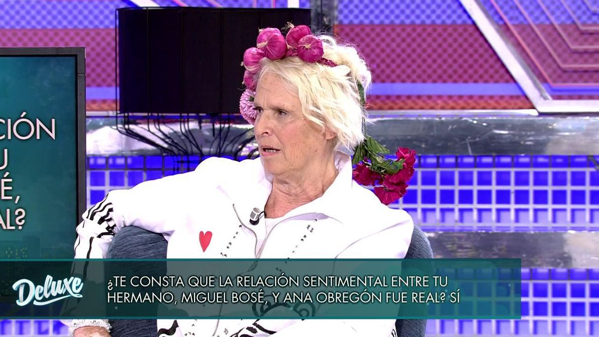Lucía Dominguín habla sobre su hermano Miguel Bosé en el 'polideluxe'