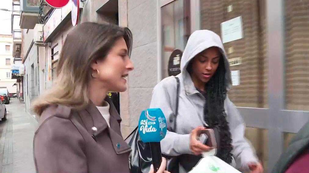 Jeimy Báez desmiente a Carlo Costanzia antes de su entrevista en '¡De viernes!': "¡Qué va!"