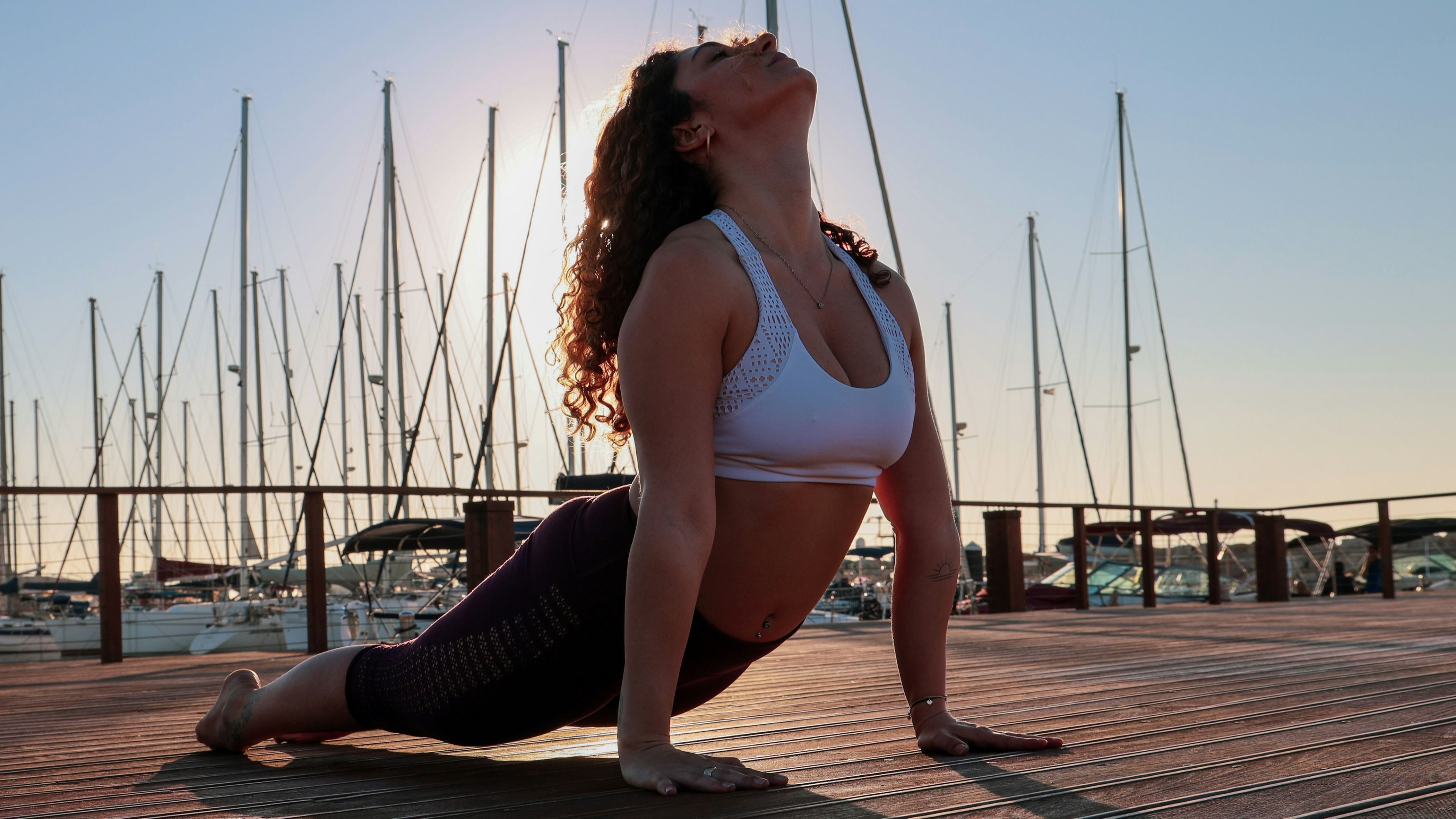 Mantenerse activo es vital para una buena salud física, pero también mental, ya que se liberan hormonas del placer y la felicidad como la dopamina, la serotonina o la endorfina. Mantenerse activo es vital para una buena salud física, pero también mental, ya que se liberan hormonas del placer y la felicidad como la dopamina, la serotonina o la endorfina.