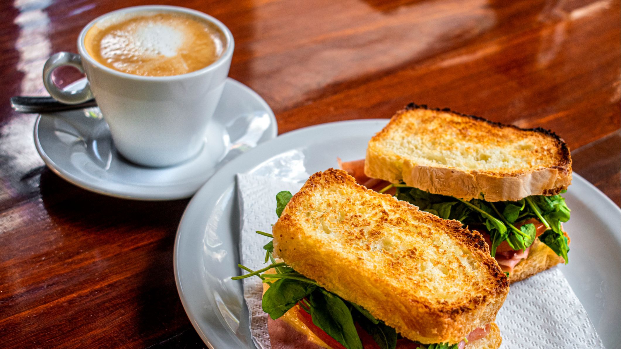 No todo en el desayuno tiene que ser dulce No todo en el desayuno tiene que ser dulce