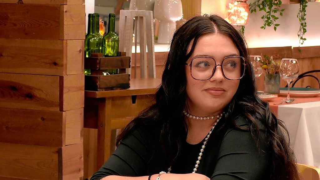 Un soltero de ‘First Dates’ se va al baño en el momento de pagar la cuenta