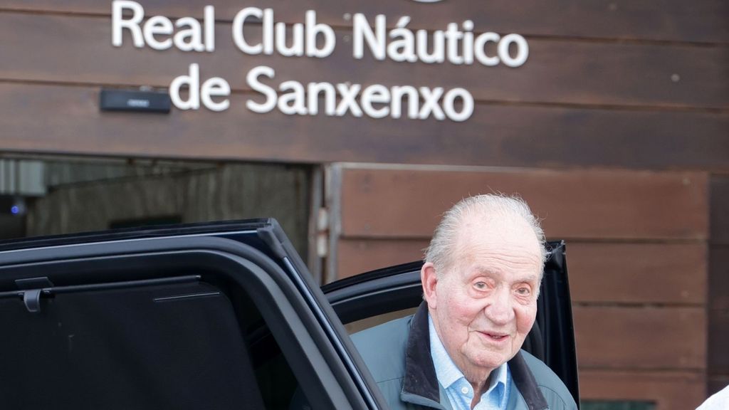 El rey Juan Carlos en el Real Club Náutico de Sanxenxo en una imagen de archivo.