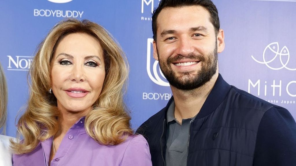 Norma Duval, junto a su hijo Cristian Ostarcevic