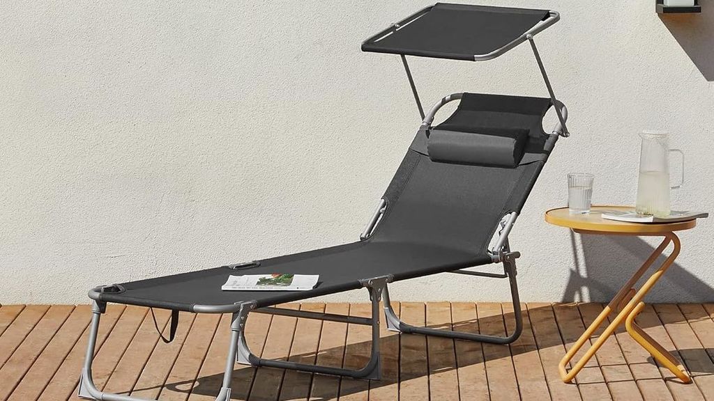 La tumbona que arrasa en Amazon tiene protector solar, es reclinable y ahora está rebajada a menos de 48 €
