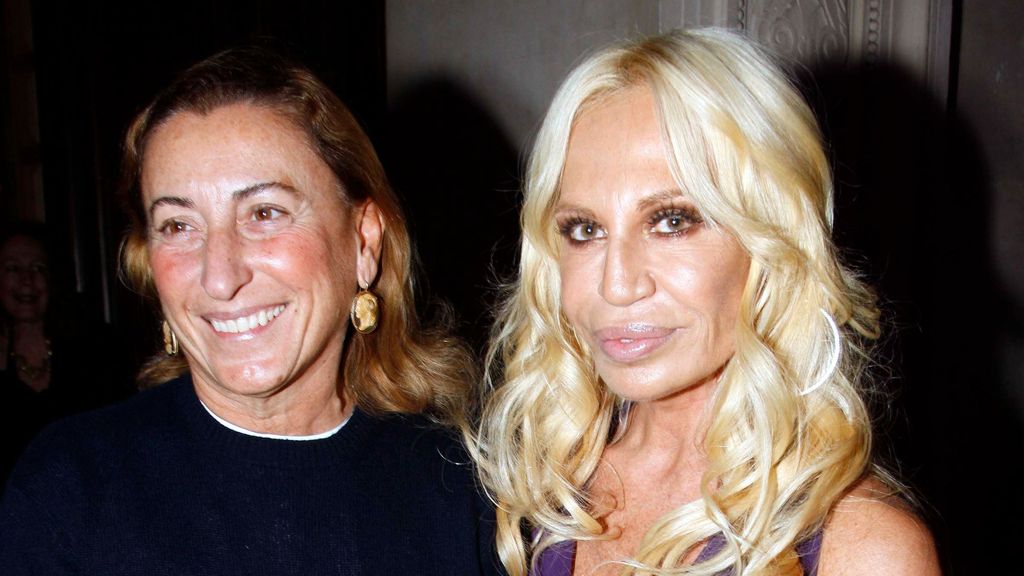 Mucia Prada y Donatella Versace