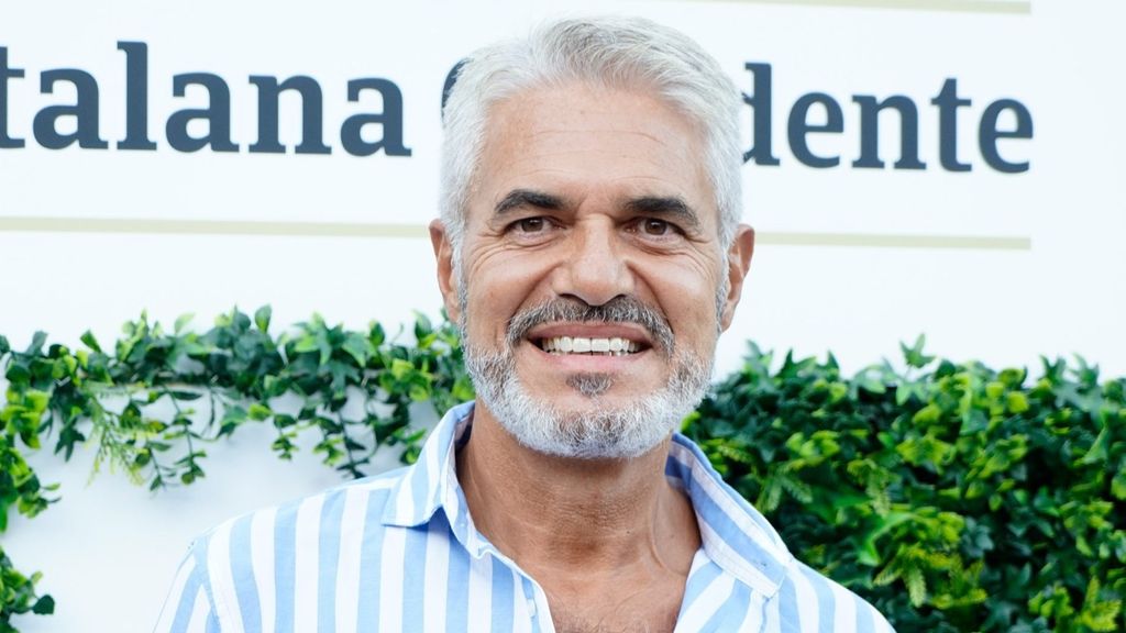 La vida actual de Agustín Bravo, el mítico presentador del 'Telecupón': así es su nueva etapa como actor