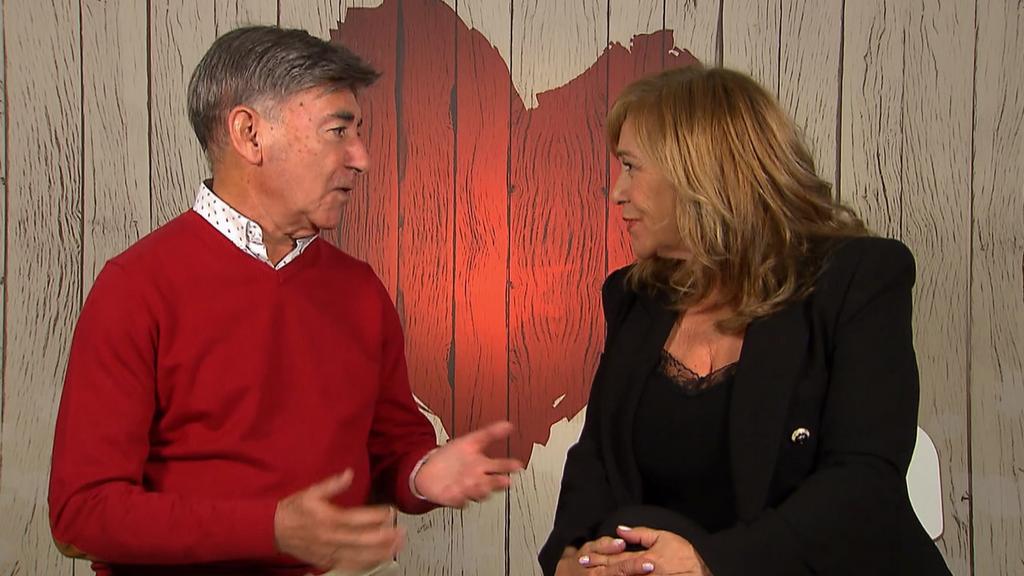 Paqui y Juan en el momento de la verdad en 'First Dates'