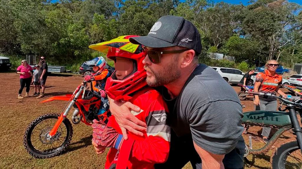 Tristan y su padre, Chris Hemsworth Tristan y su padre, Chris Hemsworth