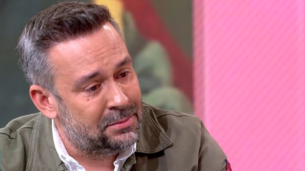 Kike Calleja se rompe al contar que no ha superado la muerte de su madre: ''Fue lo más doloroso'' Fiesta 2025 Top Vídeos 624