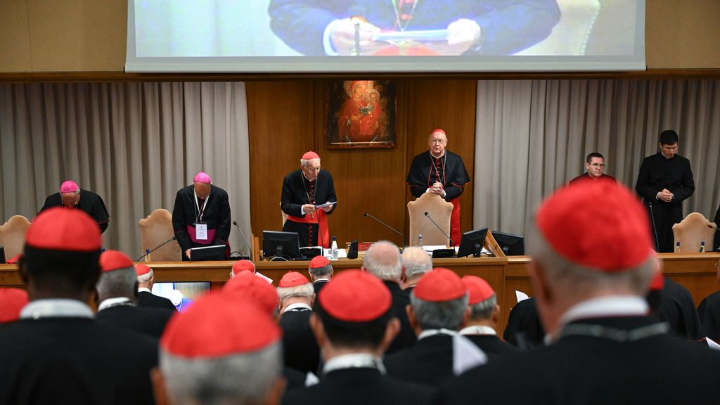 Varios cardenales aseguran que hoy se elegirá la fecha del cónclave